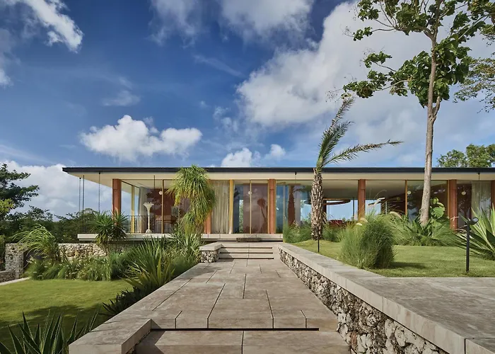 Lebar - Hilltop 3 Bedroom Private With Sauna, Ice Bath And Jacuzzi With Vast Ocean And Volcano Views Uluwatu (Bali)