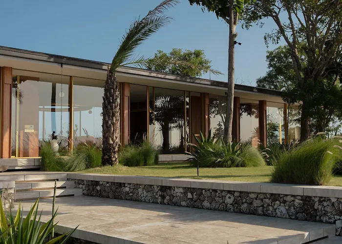 Lebar - Hilltop 3 Bedroom Private With Sauna, Ice Bath And Jacuzzi With Vast Ocean And Volcano Views