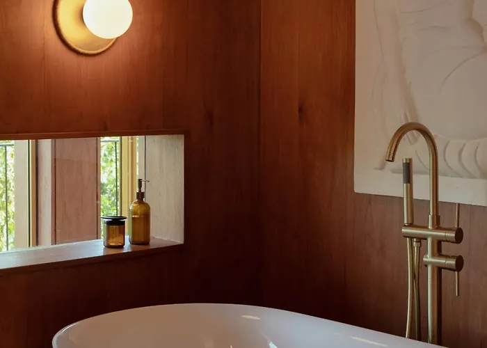 Villa Lebar - Hilltop 3 Bedroom Private With Sauna, Ice Bath And Jacuzzi With Vast Ocean And Volcano Views *