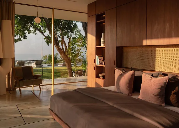 Villa Lebar - Hilltop 3 Bedroom Private With Sauna, Ice Bath And Jacuzzi With Vast Ocean And Volcano Views *