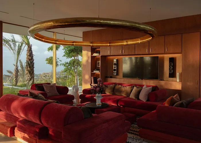 Villa Lebar - Hilltop 3 Bedroom Private With Sauna, Ice Bath And Jacuzzi With Vast Ocean And Volcano Views