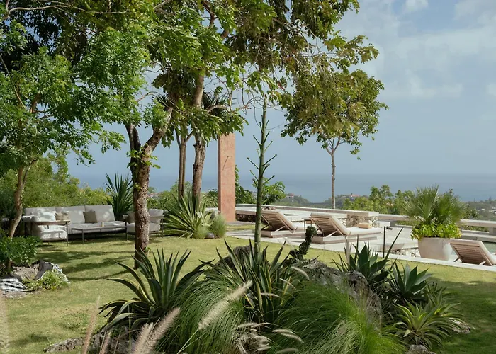 Villa Lebar - Hilltop 3 Bedroom Private With Sauna, Ice Bath And Jacuzzi With Vast Ocean And Volcano Views *