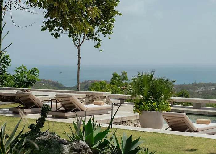 Villa Lebar - Hilltop 3 Bedroom Private With Sauna, Ice Bath And Jacuzzi With Vast Ocean And Volcano Views Uluwatu (Bali)