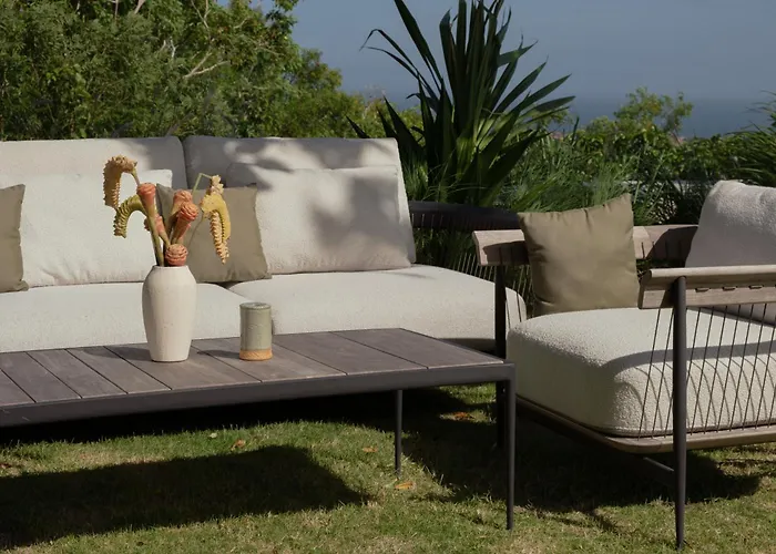 Villa Lebar - Hilltop 3 Bedroom Private With Sauna, Ice Bath And Jacuzzi With Vast Ocean And Volcano Views