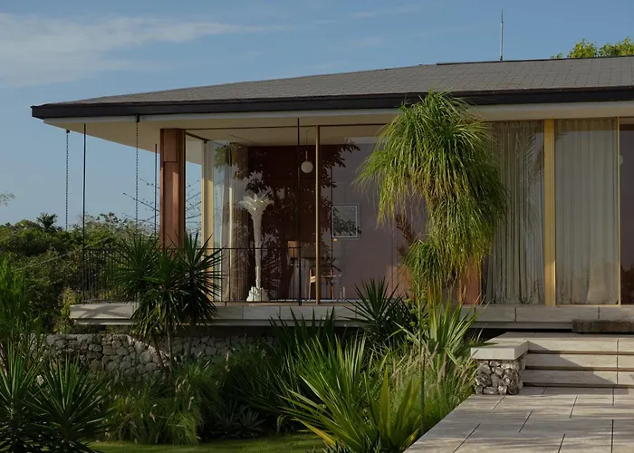 Villa Lebar - Hilltop 3 Bedroom Private With Sauna, Ice Bath And Jacuzzi With Vast Ocean And Volcano Views